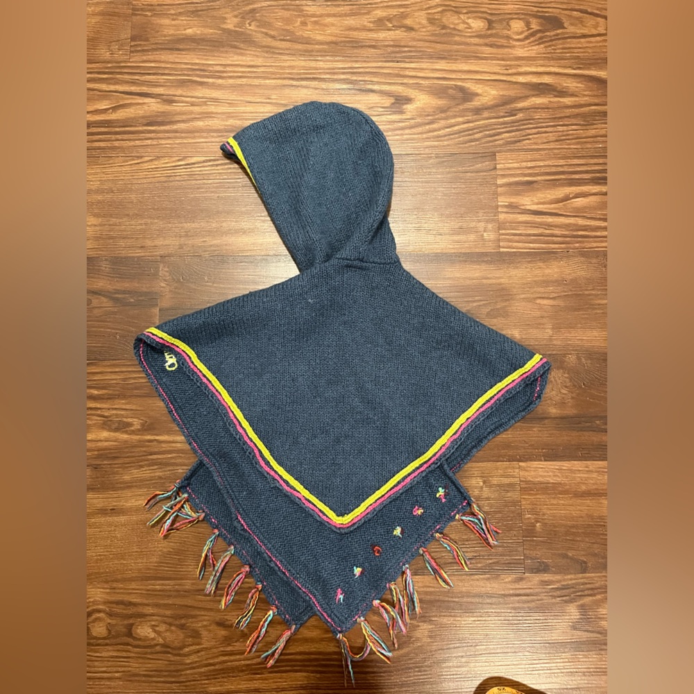 Catimini Girls Hooded Scarf Wrap Age 5 - Picture 3 of 12